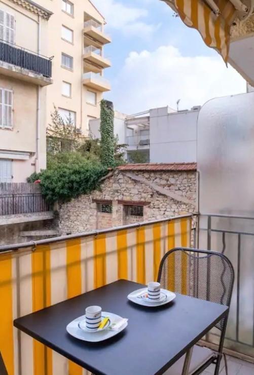 3 Pieces- Vieux Port- Terrasse - Parking Possible Apartamento Cannes Exterior foto